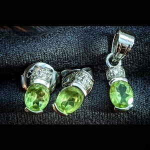14k White Gold Peridot and Diamond Earring and Pendant set